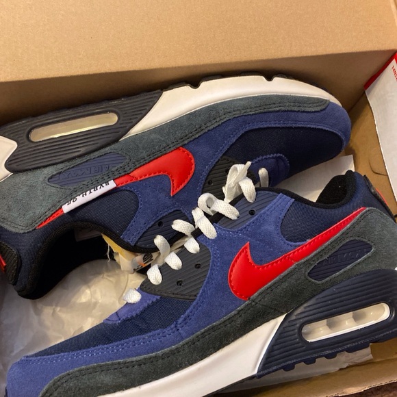 Nike Airmax 90 SE Runners Club size 11 - Picture 2 of 10